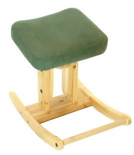 Schwipp Multi ist ein ergonomischer Kufenhocker aus Holz mit rundherum beweglichem Schwippgelenk und Höhenverstellung.